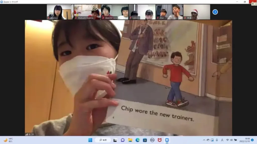 熊本市の子ども英語教室エンデバーの２０２２年クリスマス会の様子